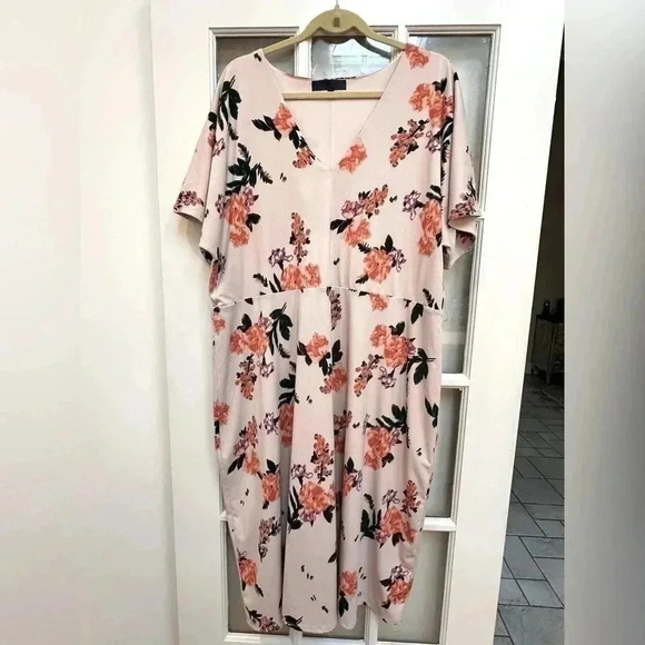 Rachel Roy | Blush Light Pink Floral V-Neck Midi Dress Plus Size 2X - Picture 10 of 10